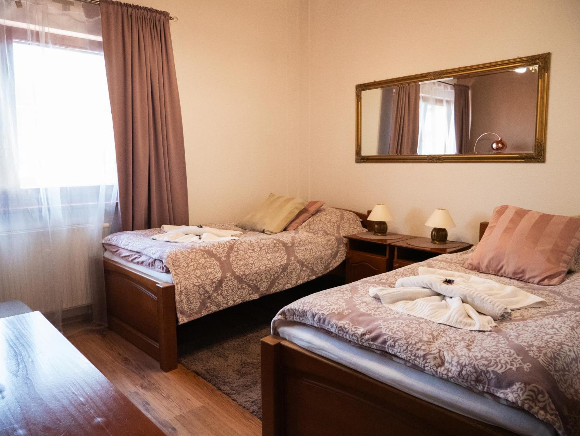 U Krba Otel Litra Dış mekan fotoğraf